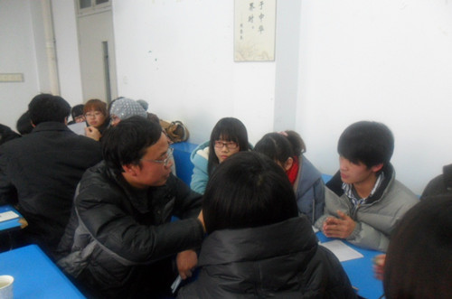 品读文学,活在当下