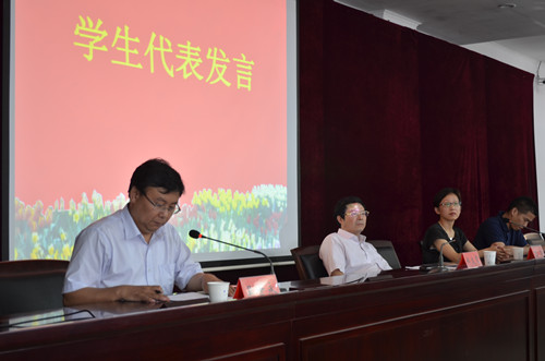 Bevictor伟德官网举办2012届毕业典礼
