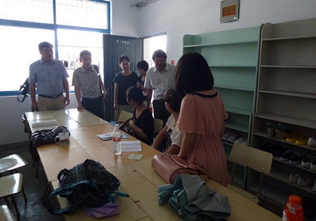 Bevictor伟德官网笑迎新生 用心服务